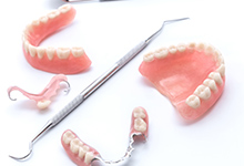 訪問診療の入れ歯治療